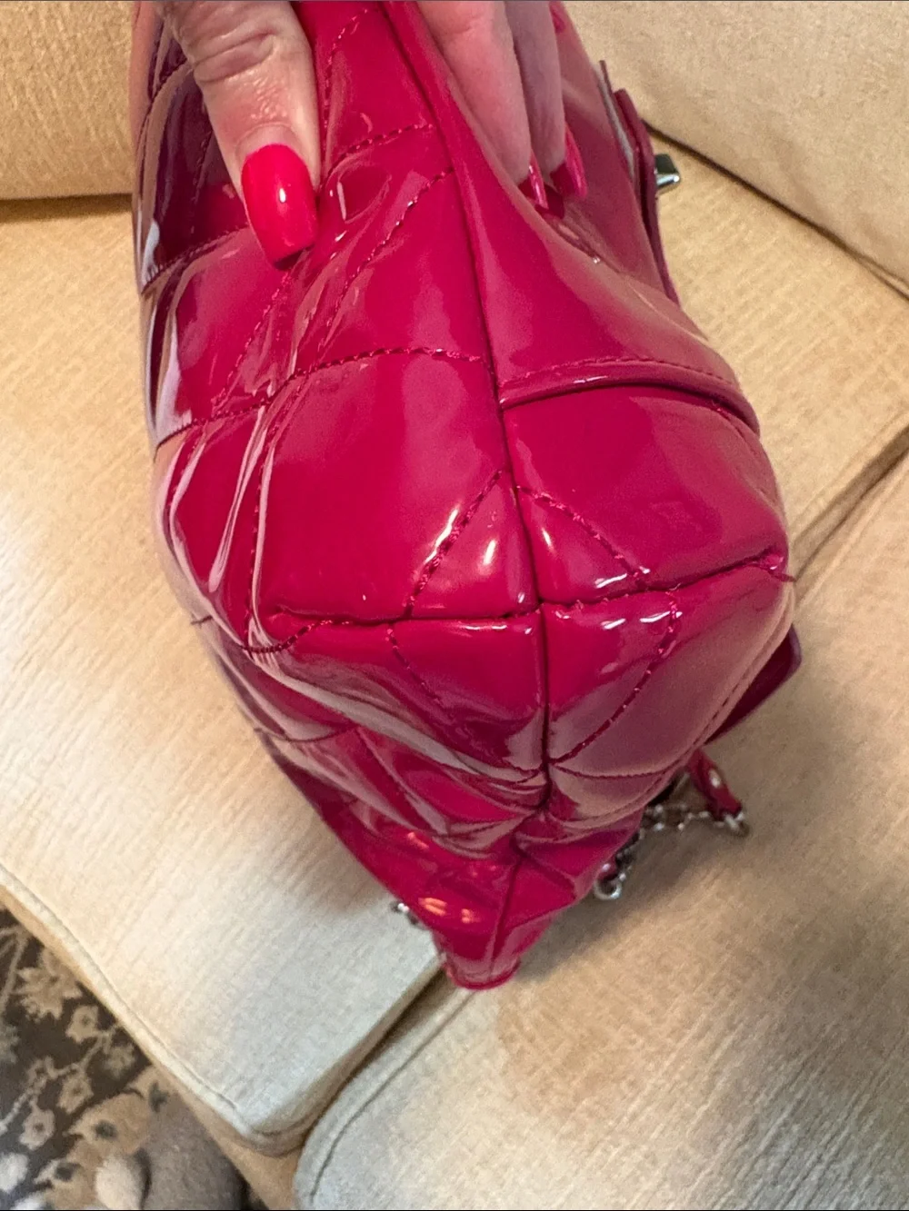 Rare Coach Hot Pink Patent Quilted Shoulder Bag with Silver Chain Straps. - Picture 6 of 15